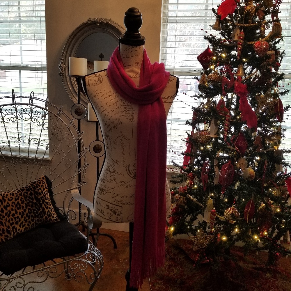 Scarves - Picture 5 of 5